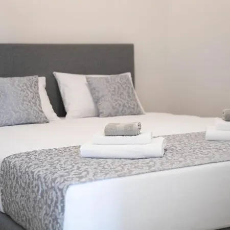 Portun Center Apartment *