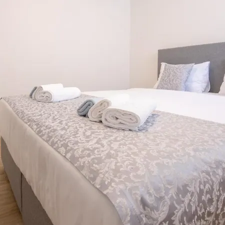 Portun Center Apartment