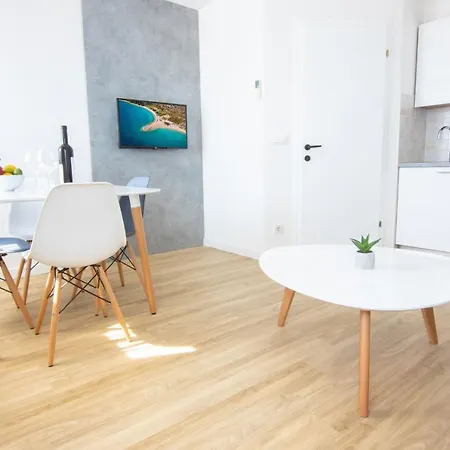 Apartment Portun Center *